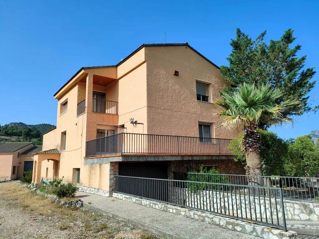 Chalet for Sale in Beceite