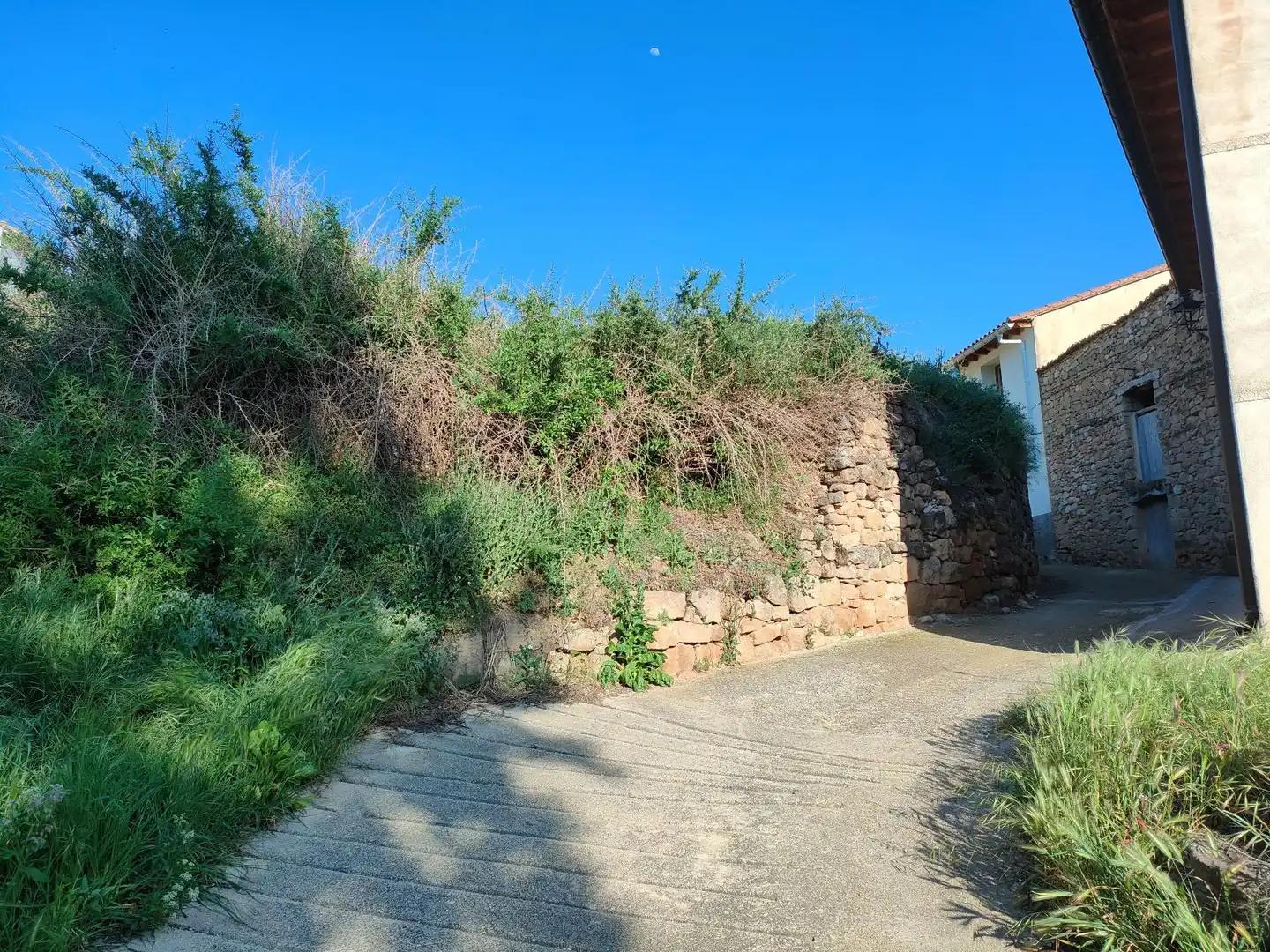 Plot for Sale in Valderrobres