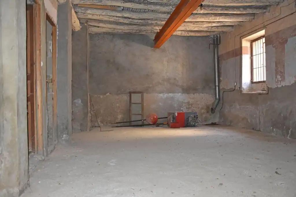 House for Sale in Valjunquera