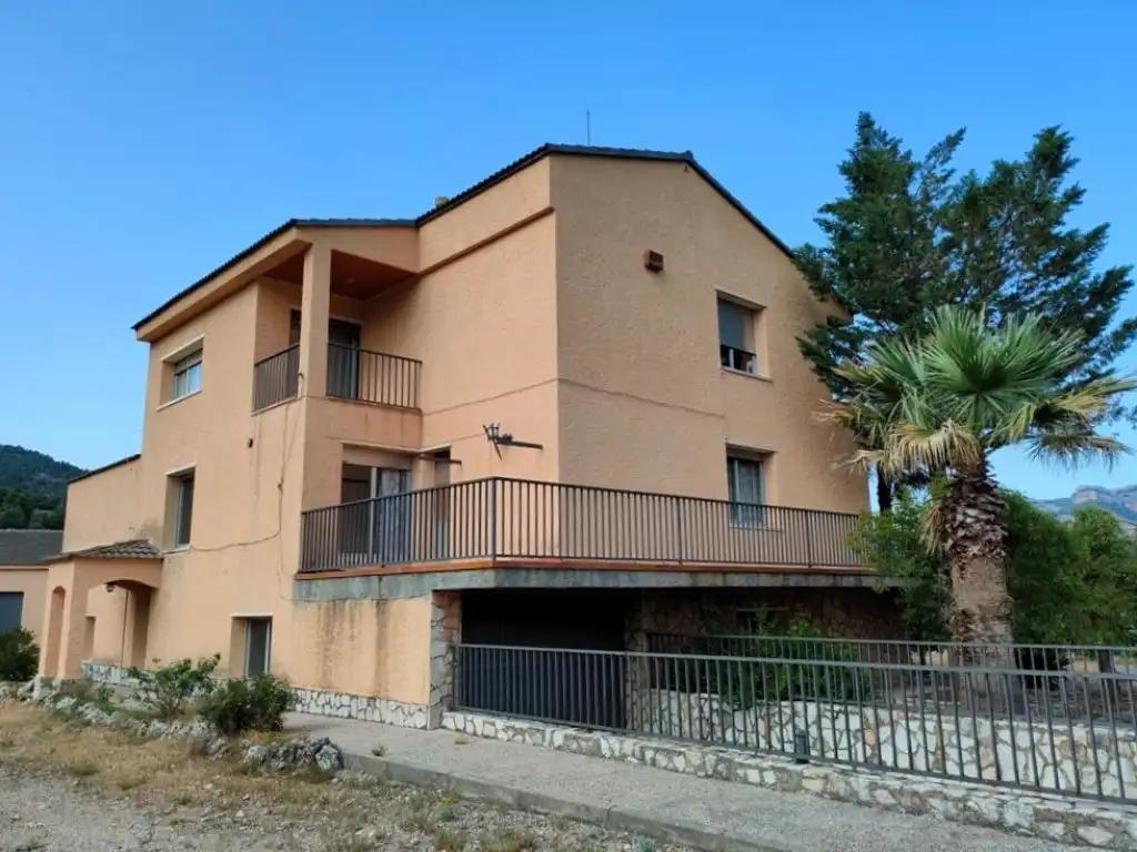 Chalet for Sale in Beceite