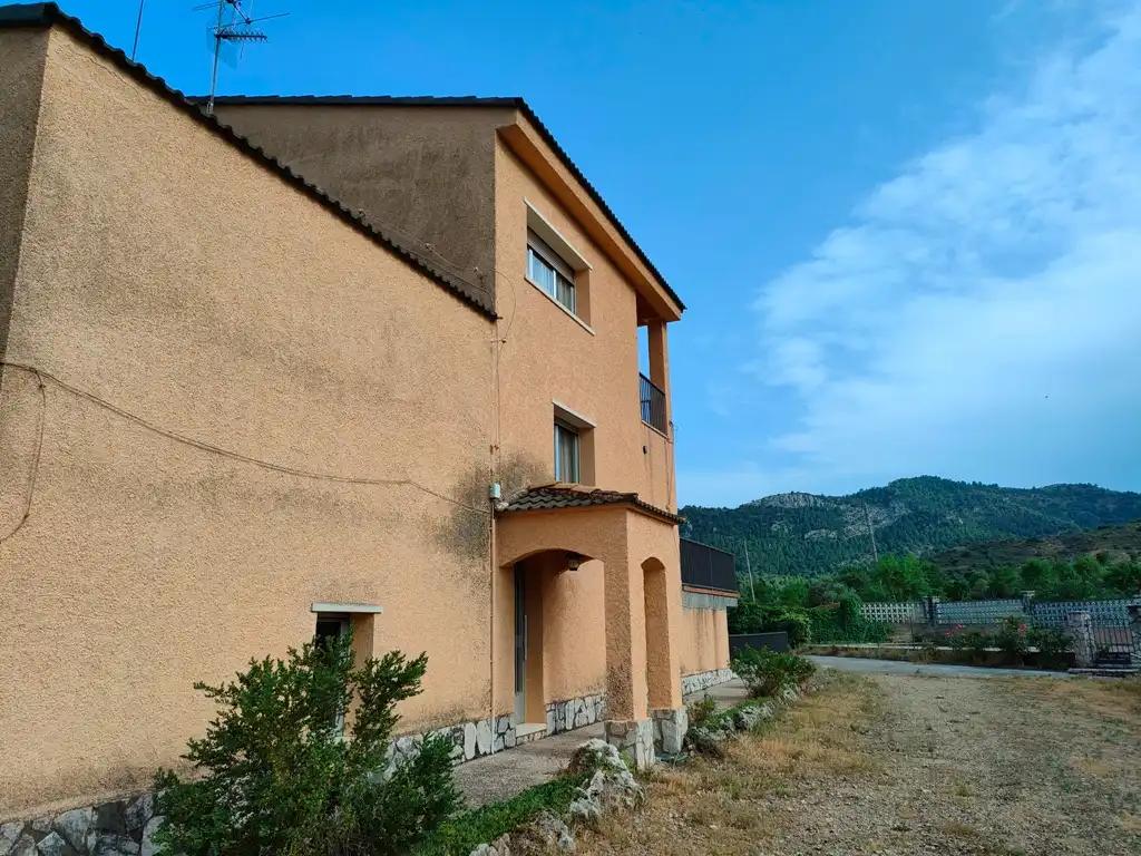 Chalet en Venta en Beceite