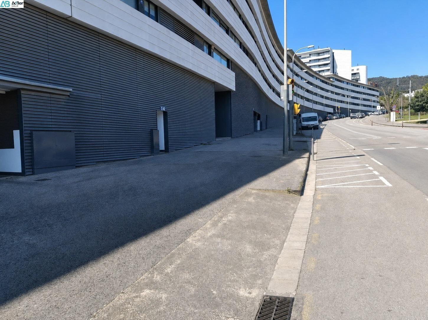 Garage for Sale in Barcelona