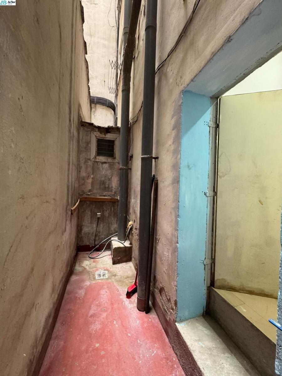Premise for Rent in Barcelona