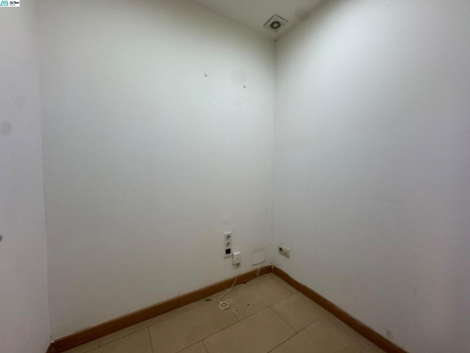 Premise for Rent in Barcelona