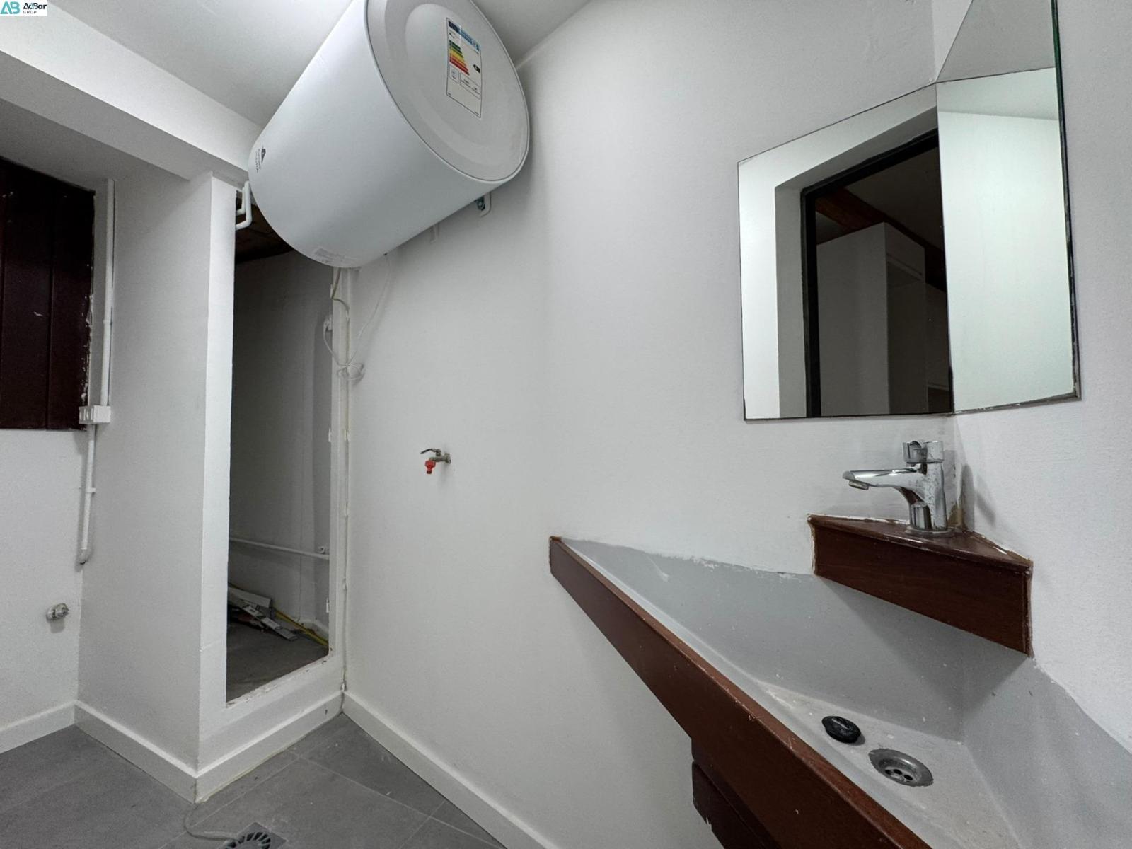 Premise for Rent in Barcelona