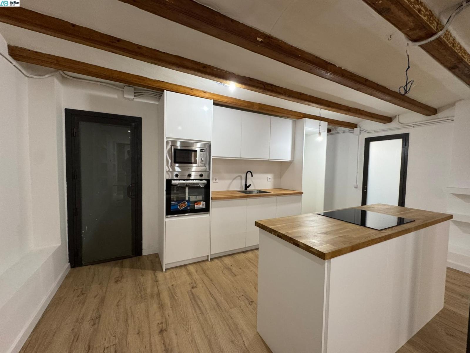 Premise for Rent in Barcelona