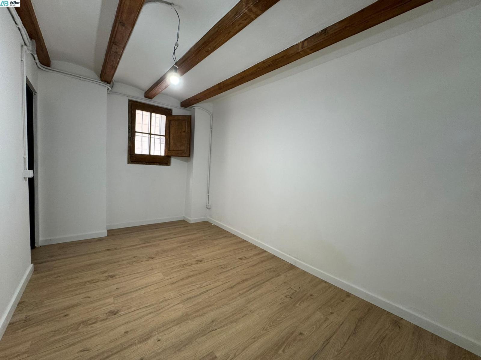 Premise for Rent in Barcelona