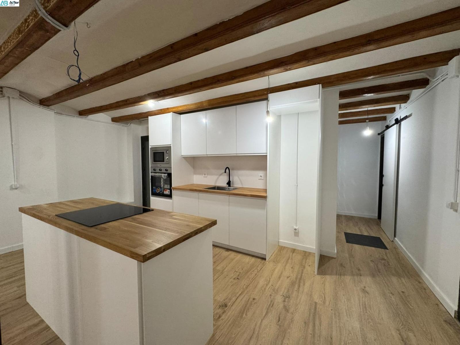 Premise for Rent in Barcelona