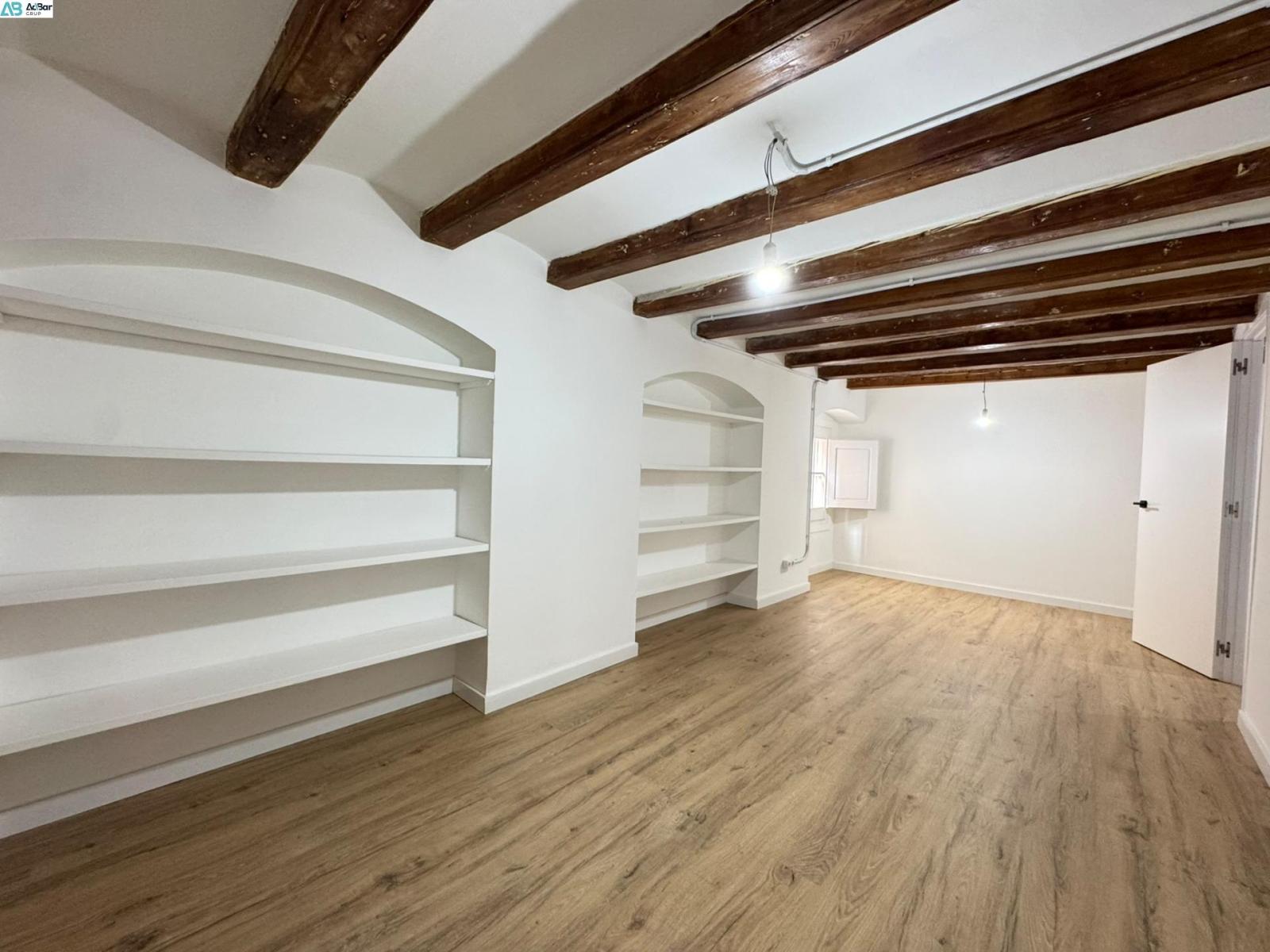 Premise for Rent in Barcelona