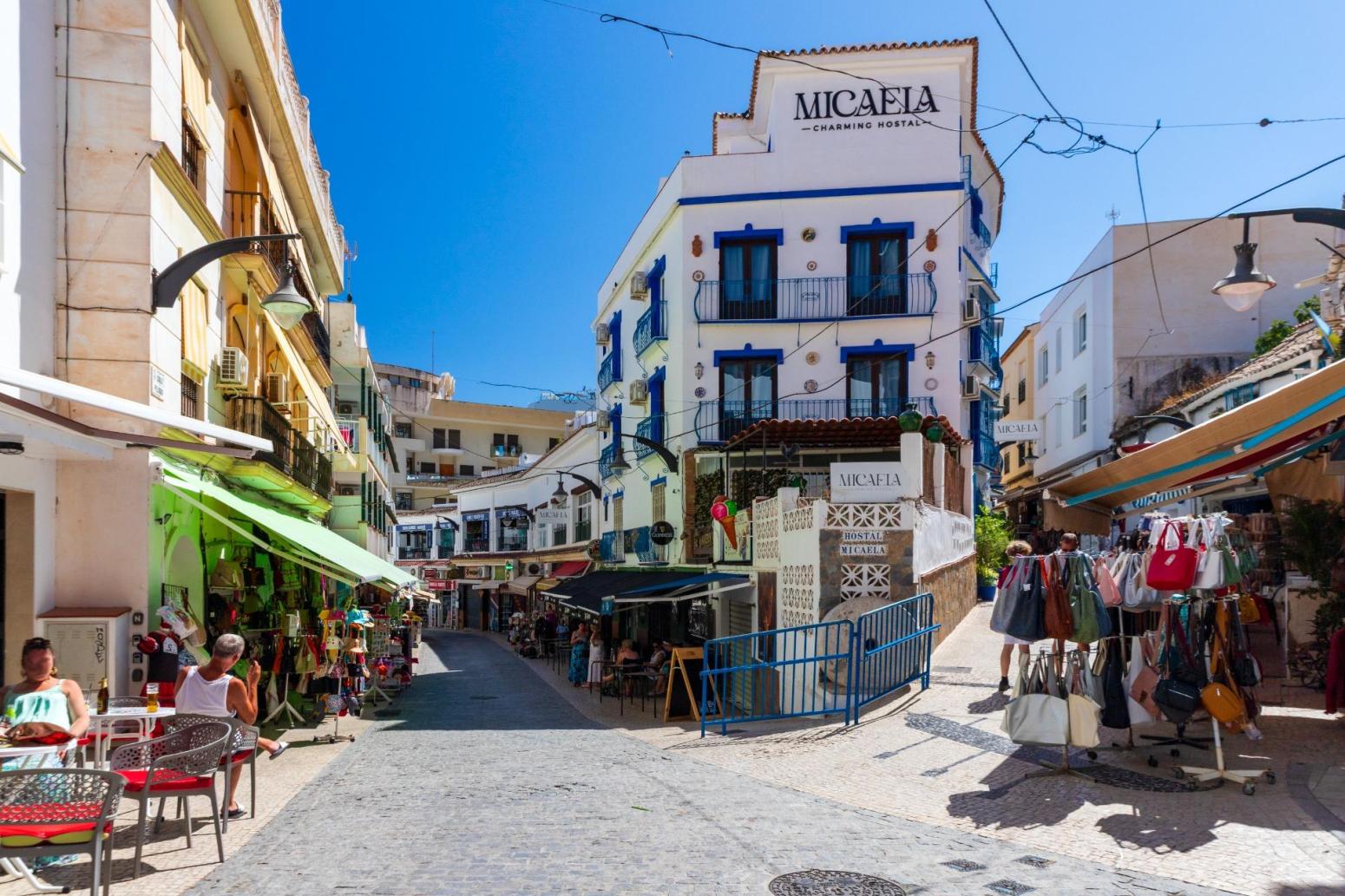 Flat for Sale in Torremolinos