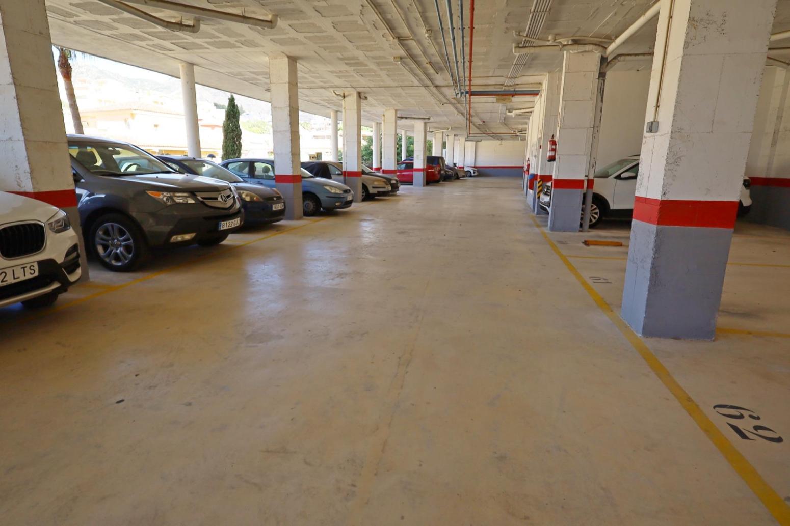 Garaje en Venta en Benalmádena