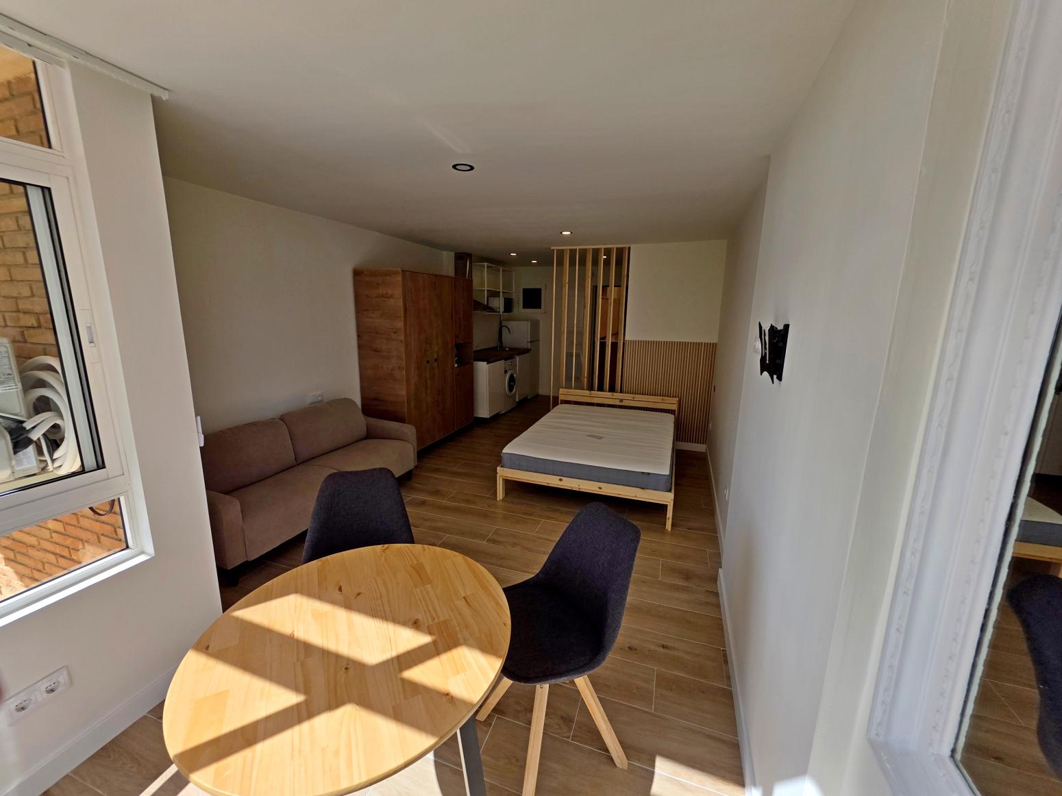 Flat for Rent in Benalmádena