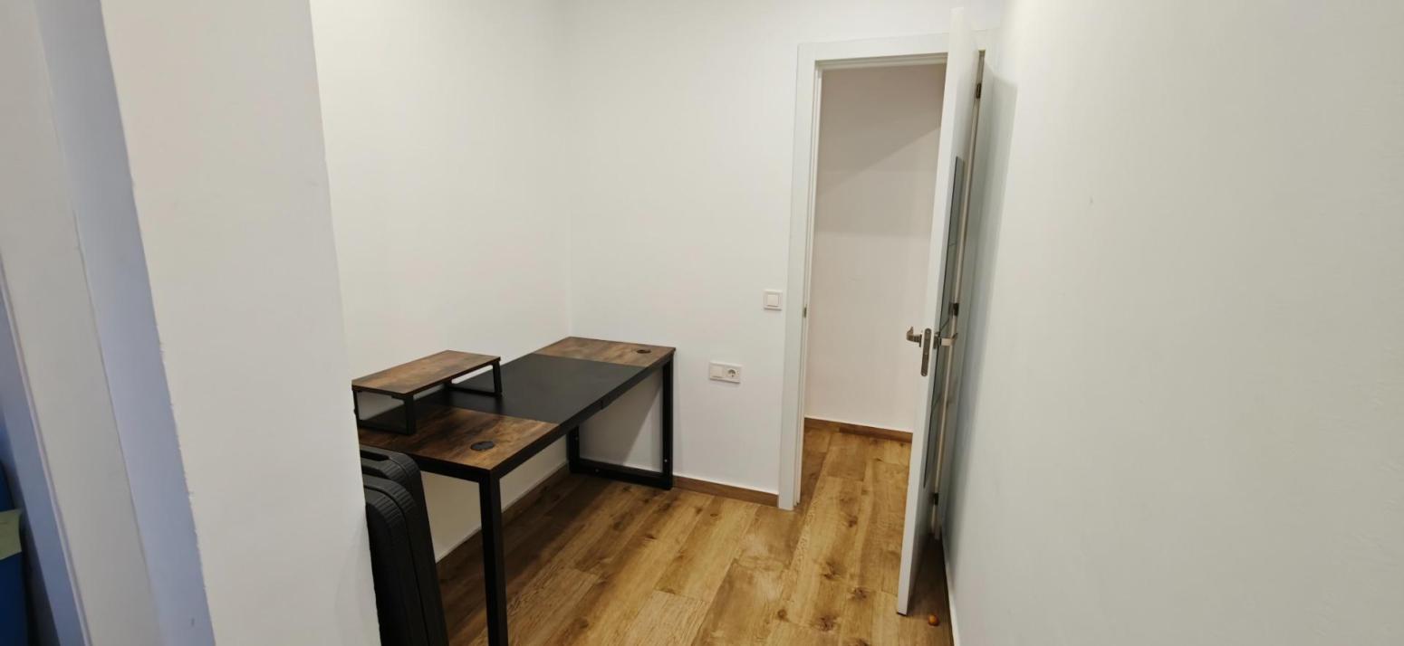 Flat for Rent in Torremolinos