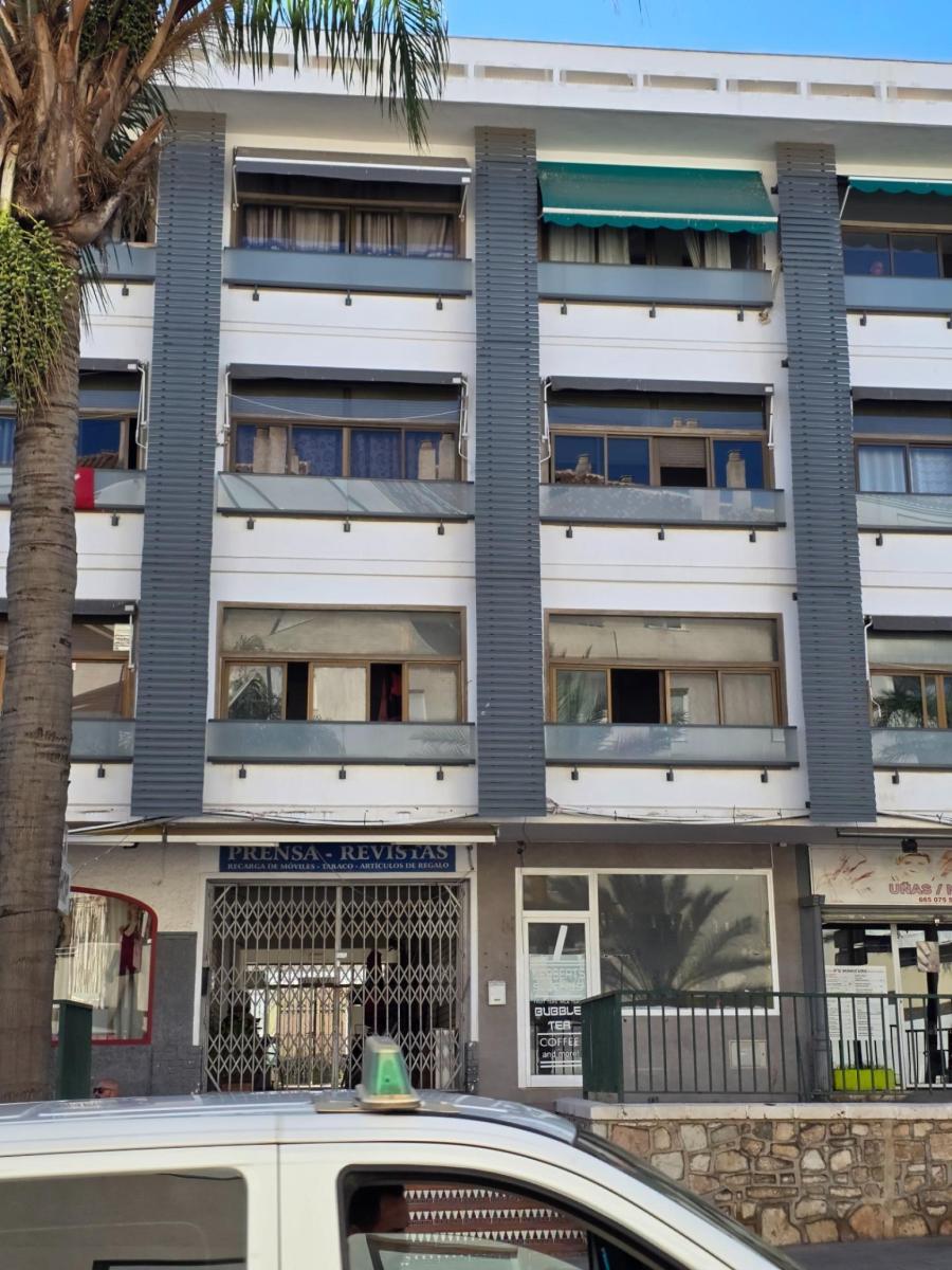 Flat for Sale in Benalmádena