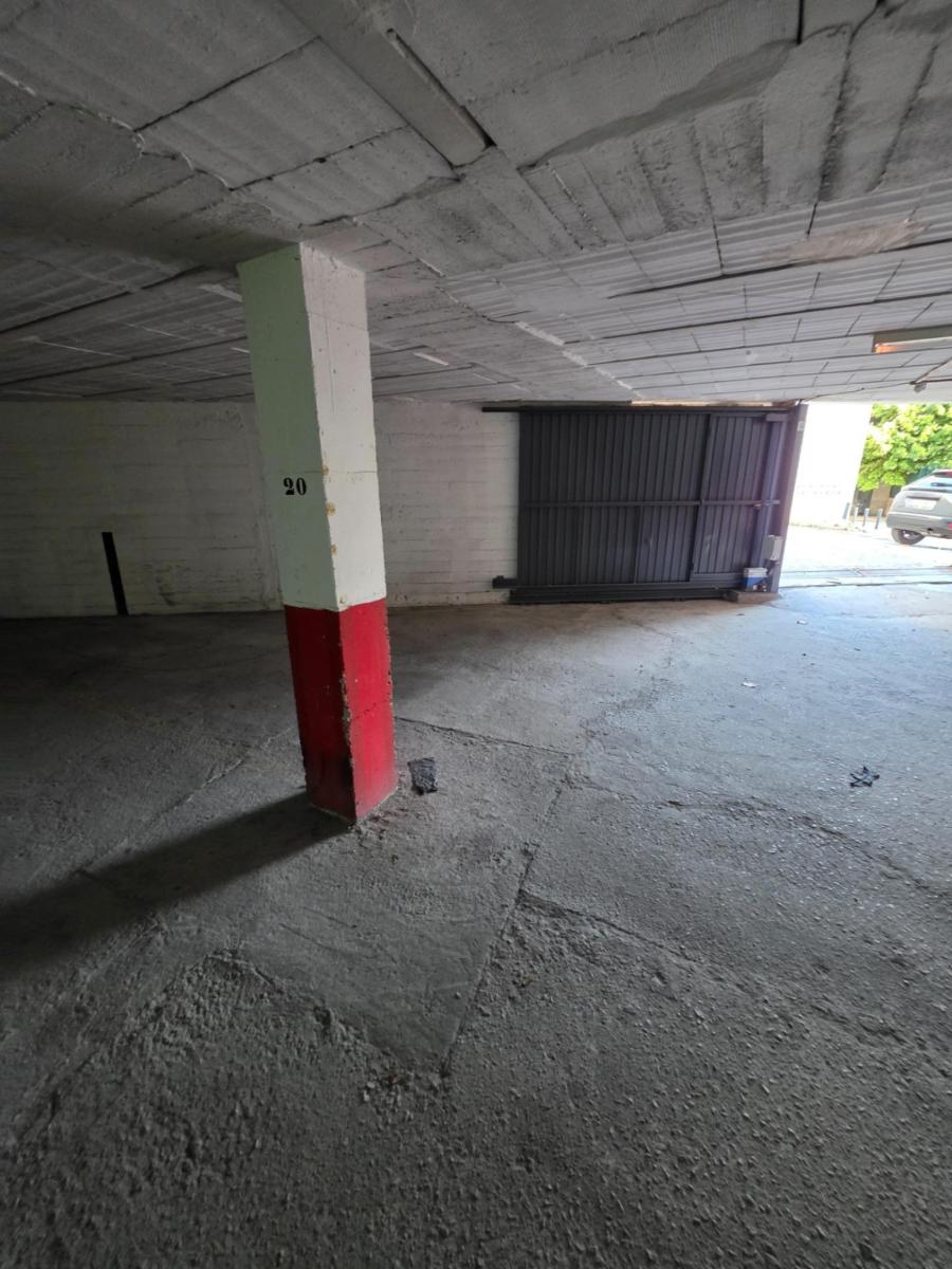 Flat for Sale in Benalmádena