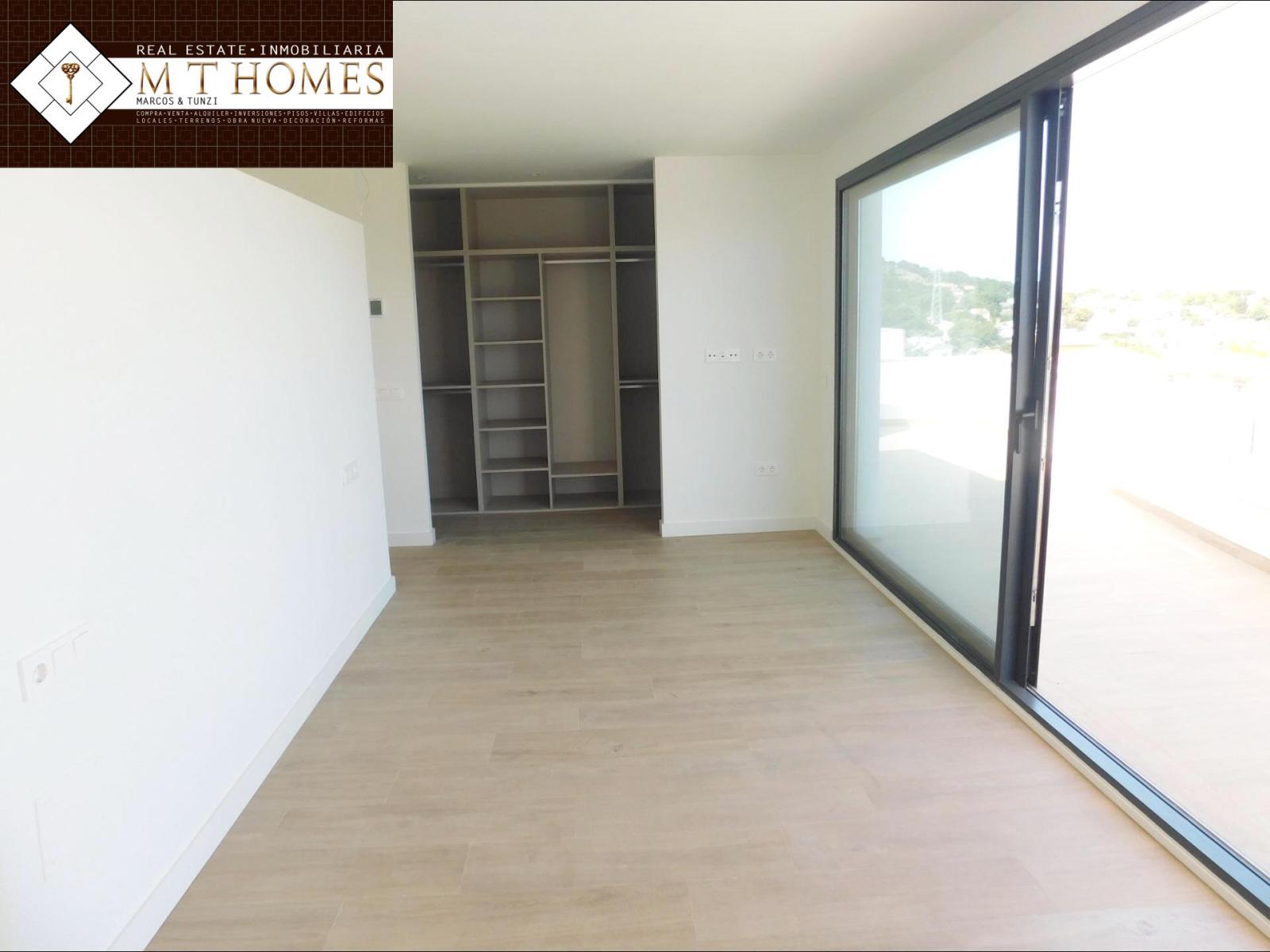 Villa for Sale in Alhaurín de la Torre