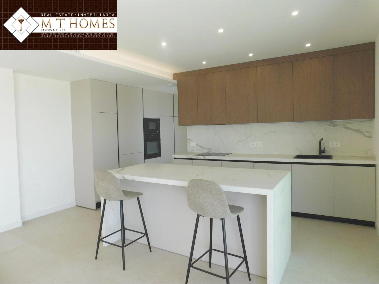Villa for Sale in Alhaurín de la Torre