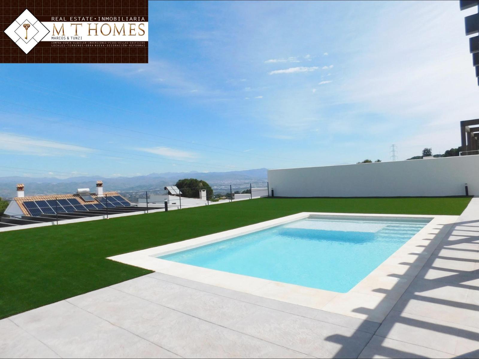 Villa for Sale in Alhaurín de la Torre