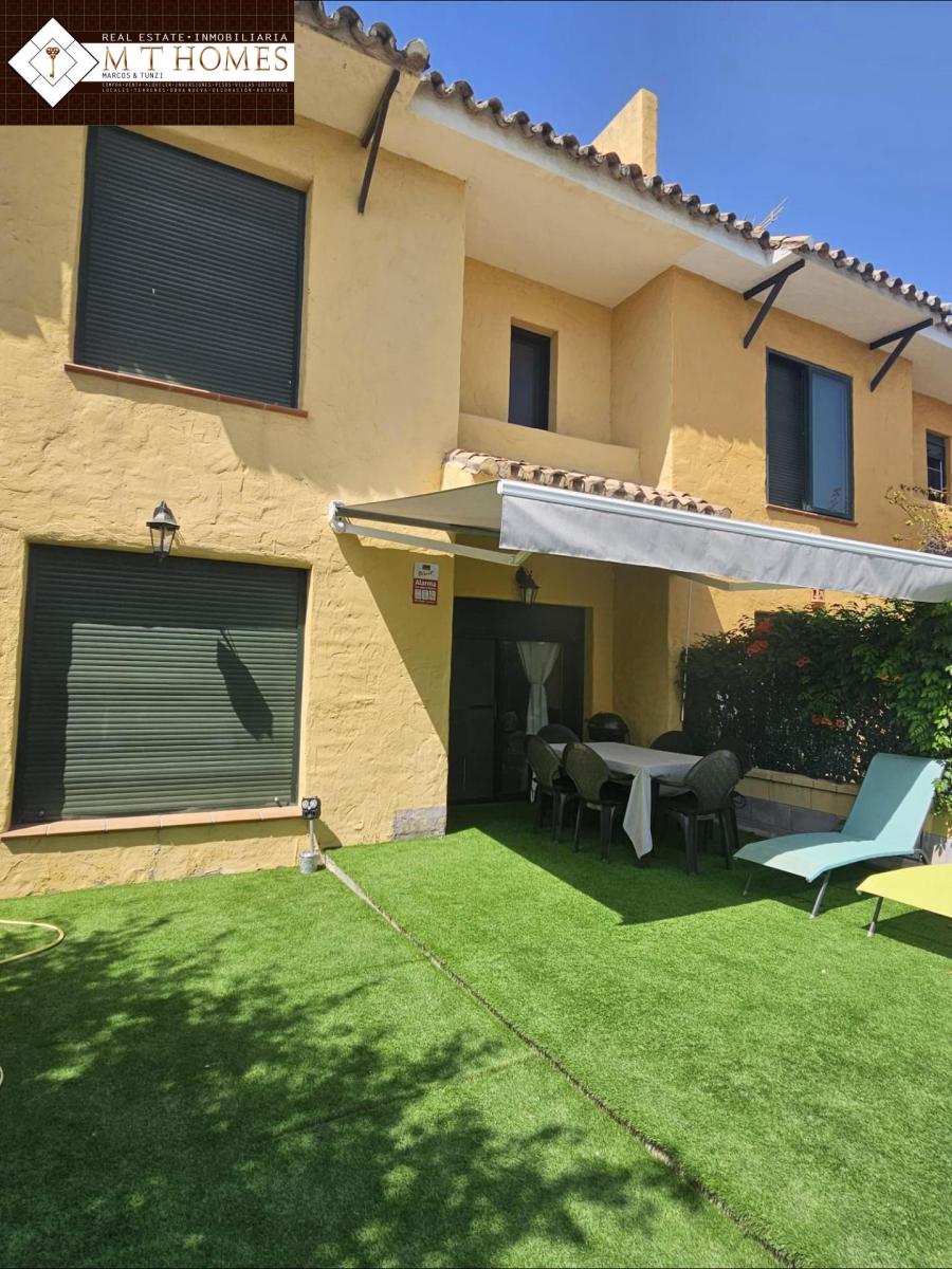Adosado en Venta en Estepona