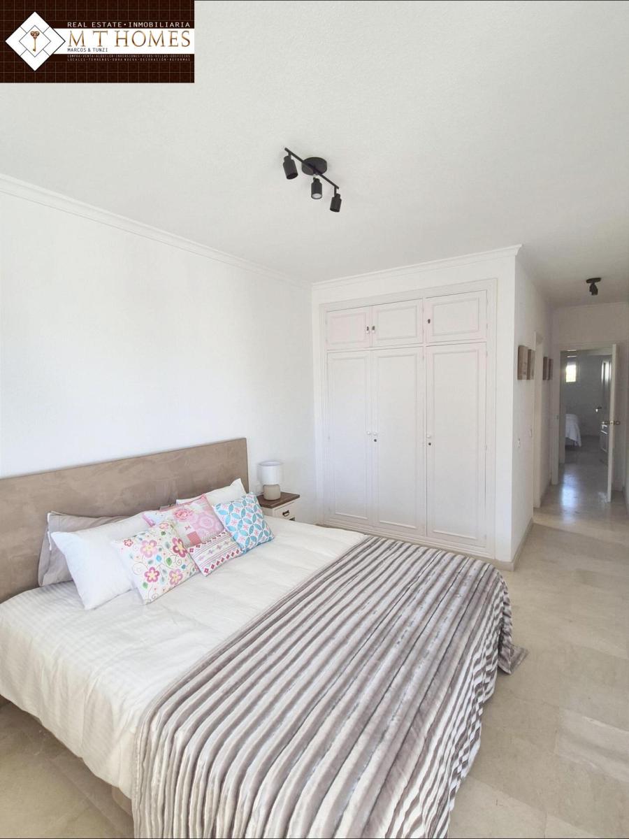 Flat for Sale in Fuengirola