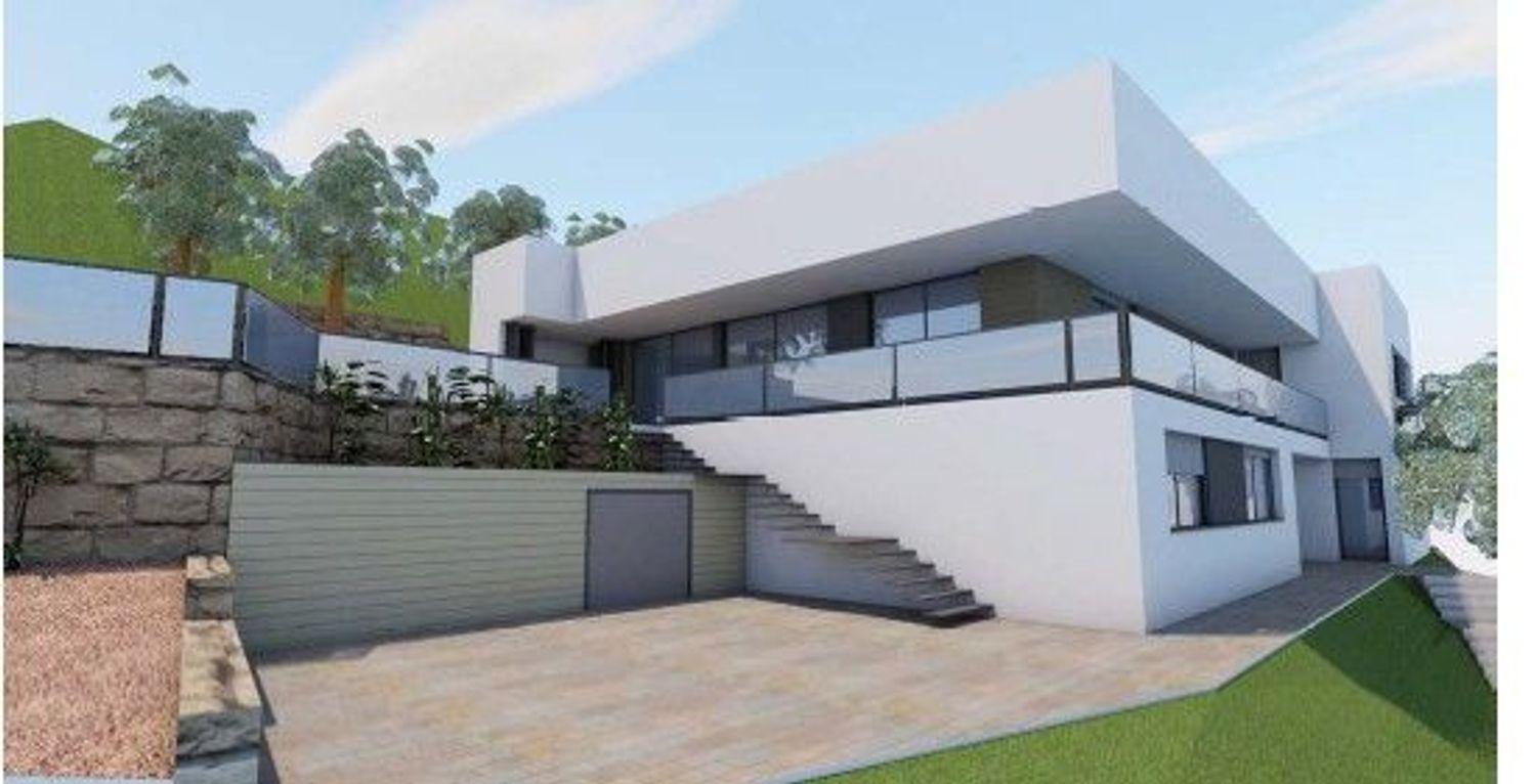 Plot for Sale in Premià de Dalt