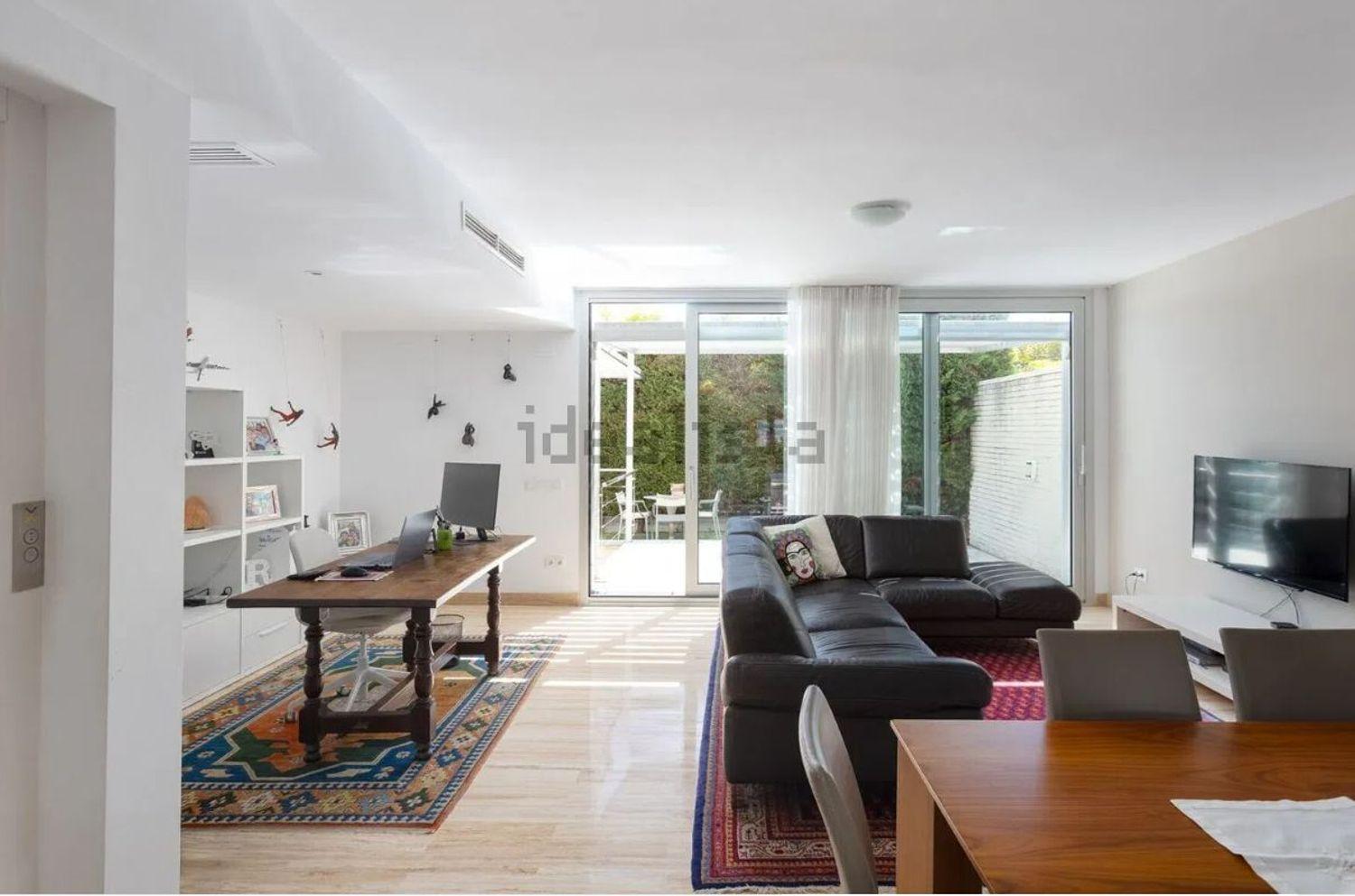 Semi-detached House for Sale in Premià de Dalt