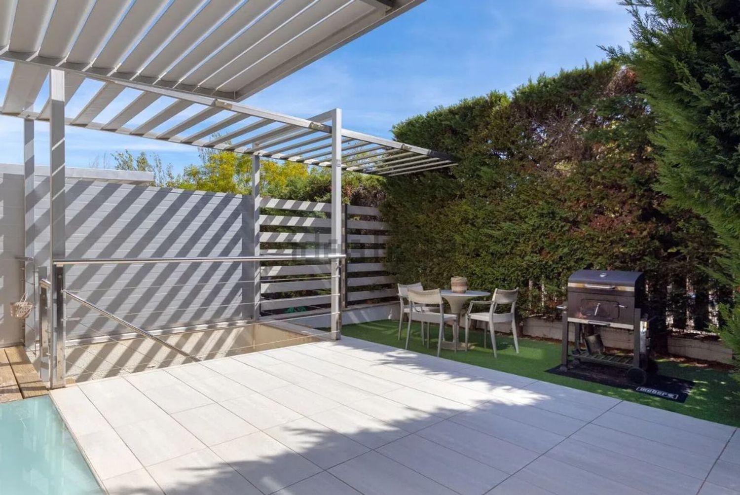 Semi-detached House for Sale in Premià de Dalt