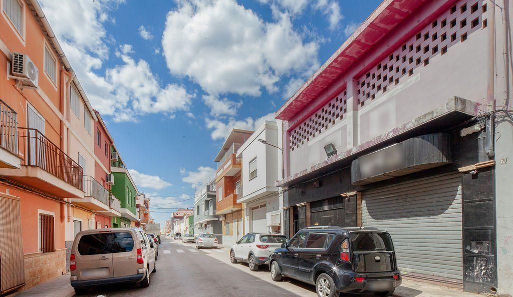 Premise for Sale in La Pobla Llarga