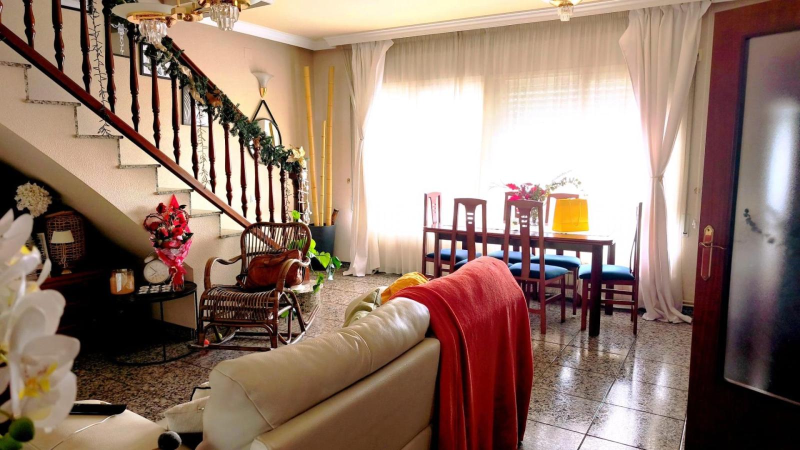 Chalet for Sale in L' Aldea