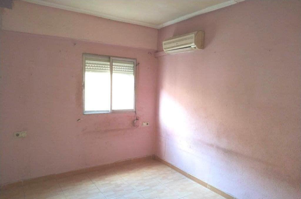 Flat for Sale in Valencia