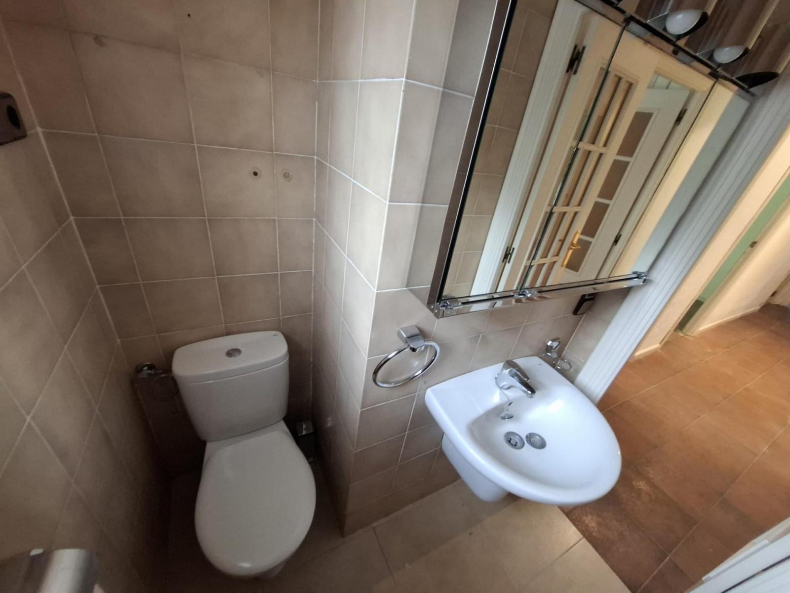 Chalet for Sale in Paterna