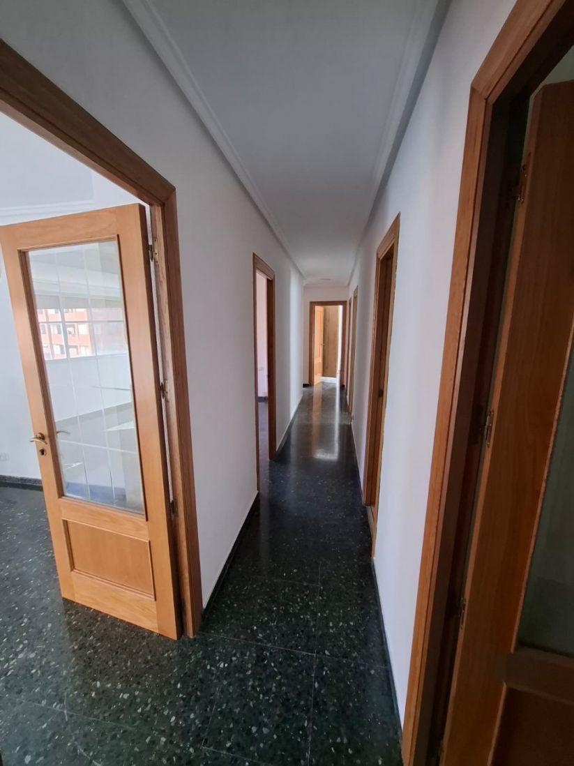 Flat for Rent in Valencia
