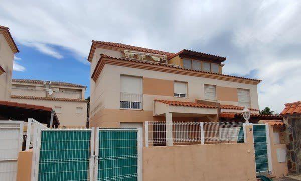 Chalet for Sale in Almassora