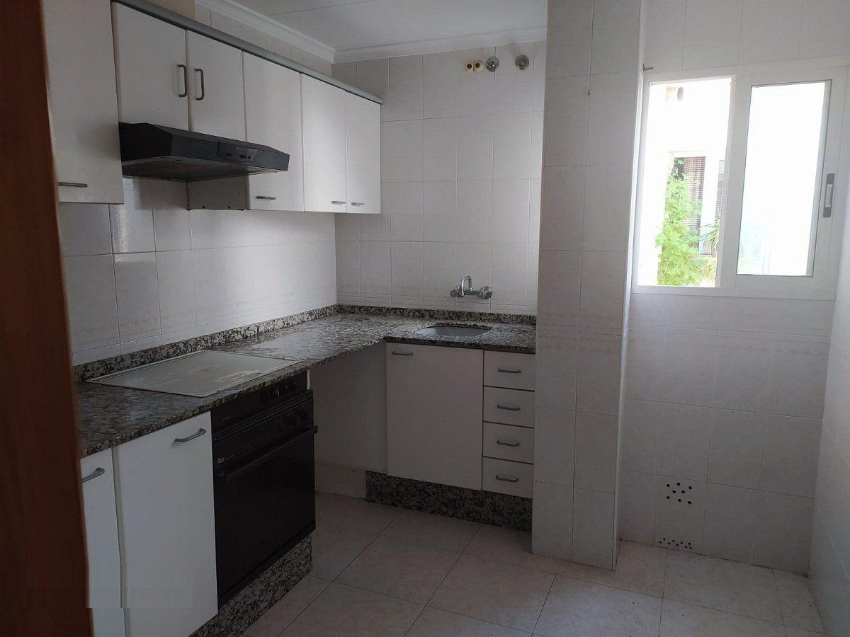 Flat for Sale in Alberic
