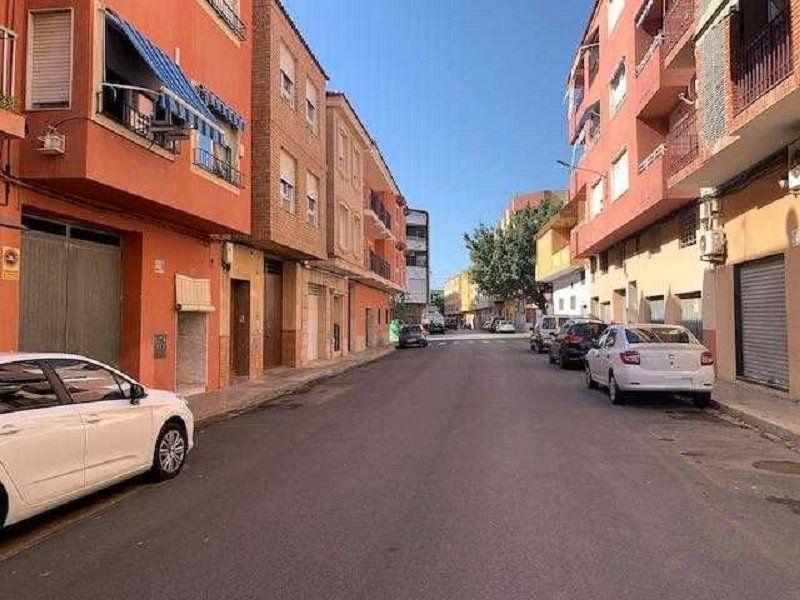 Flat for Sale in Alberic