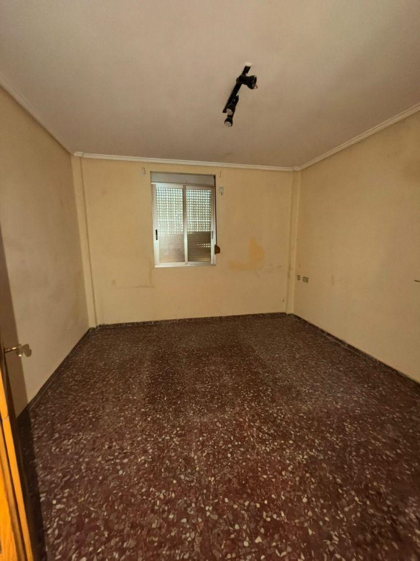 Flat for Sale in Valencia