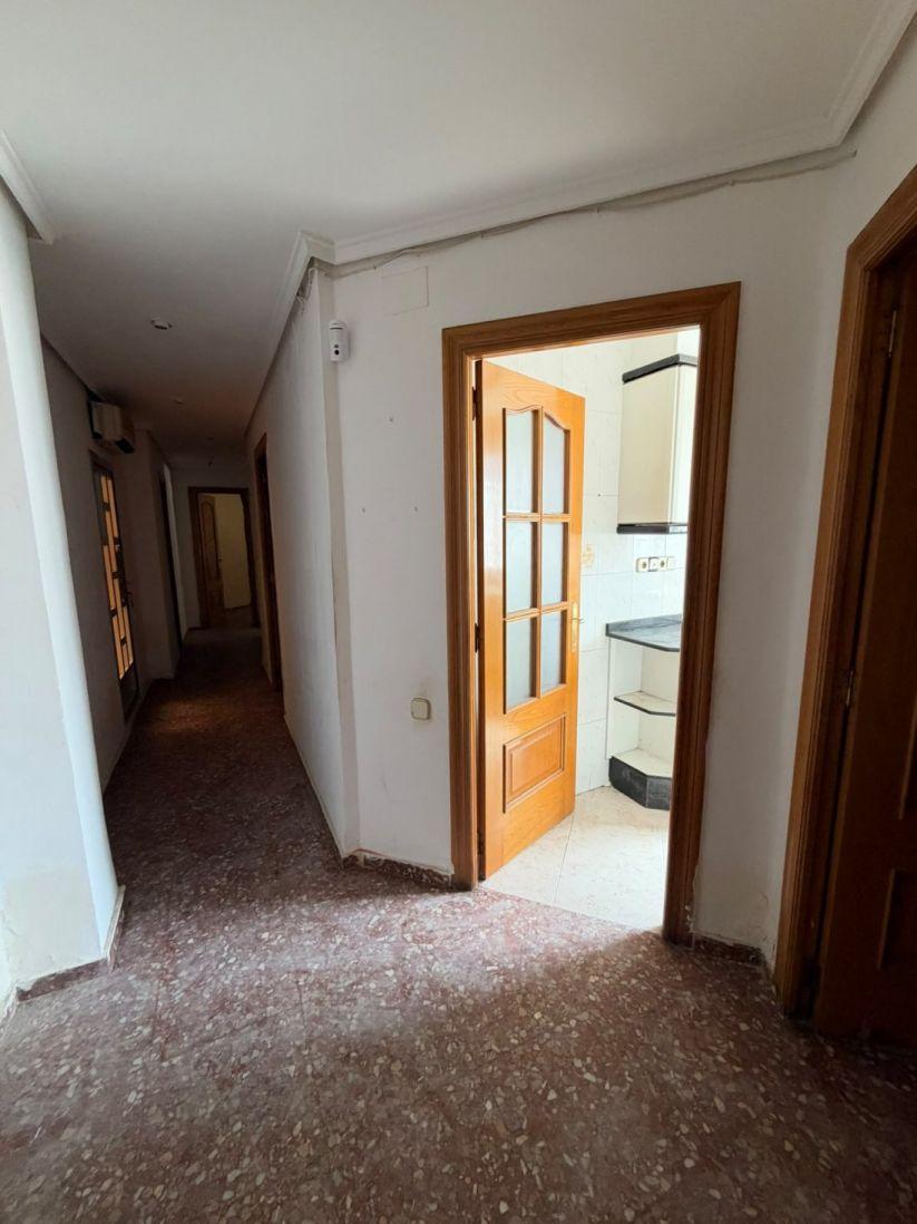 Flat for Sale in Valencia