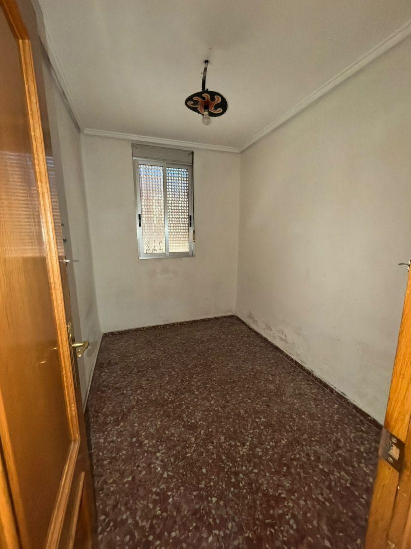 Flat for Sale in Valencia