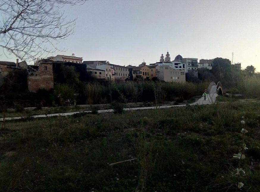 Parcela en Venta en Riba-roja de Túria