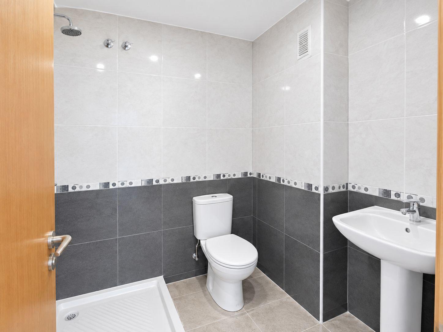 Flat for Sale in Anna