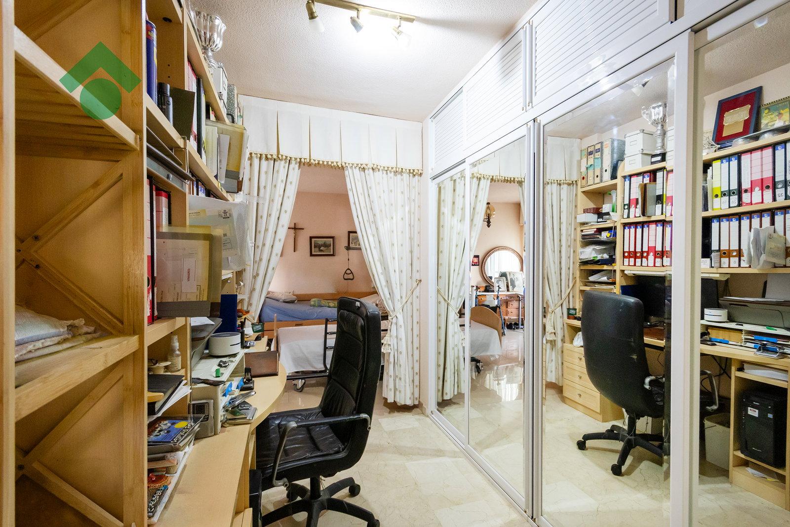 Villa for Sale in Almuñécar