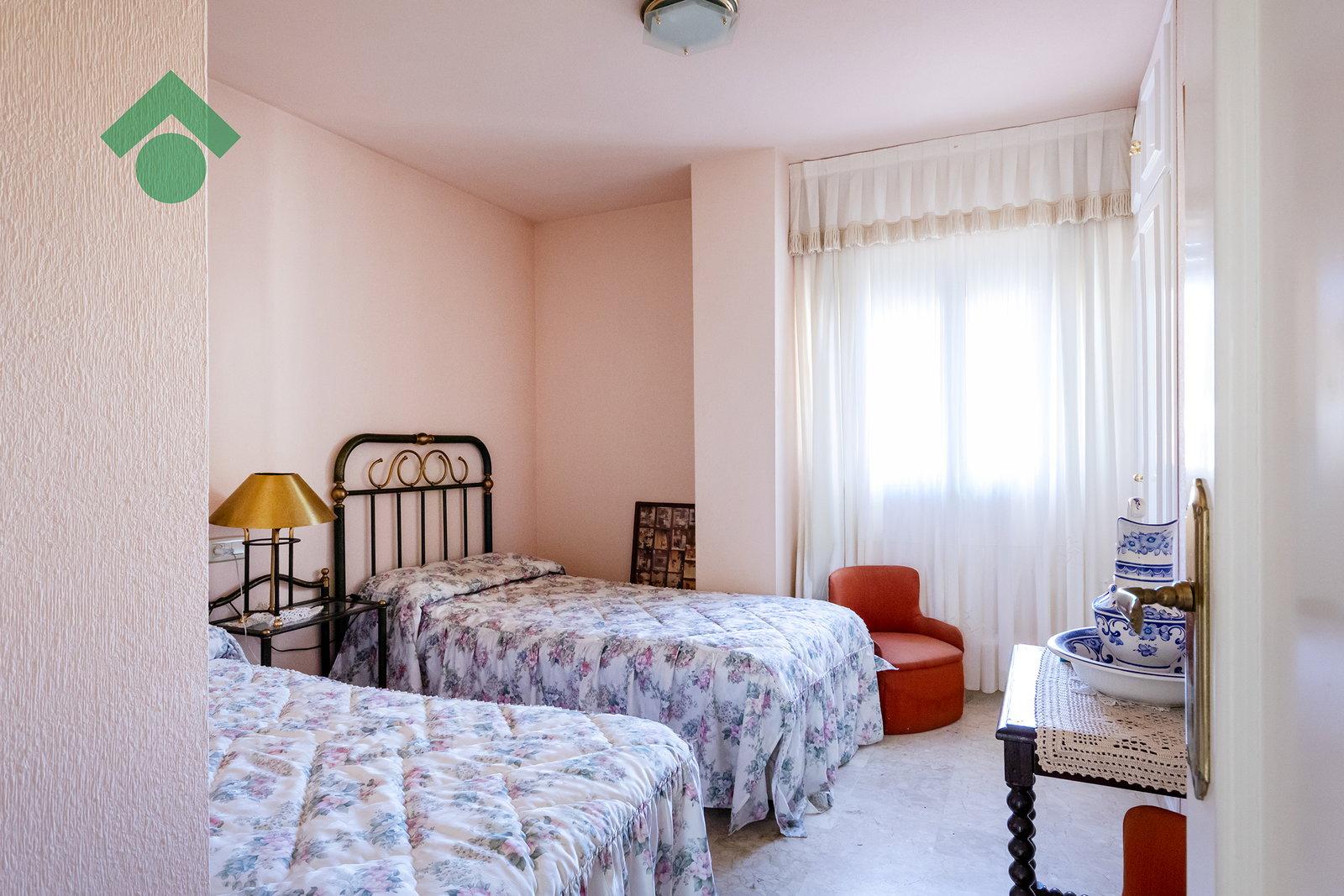 Villa for Sale in Almuñécar