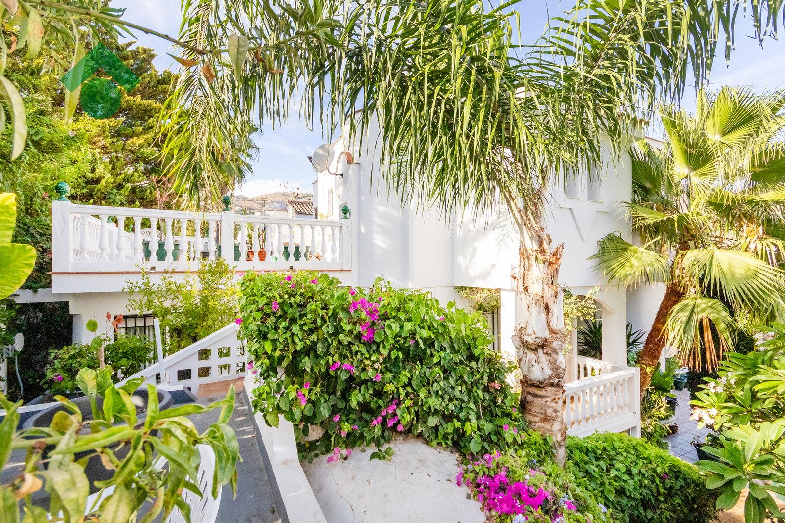 Villa for Sale in Almuñécar