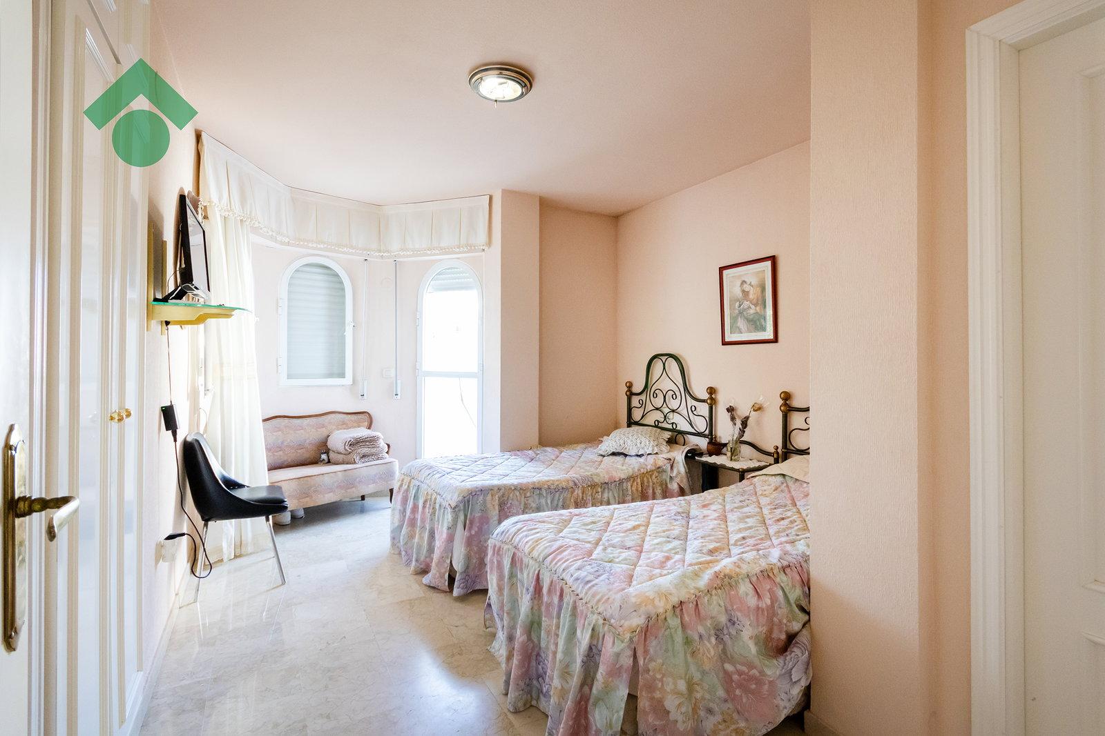 Villa for Sale in Almuñécar