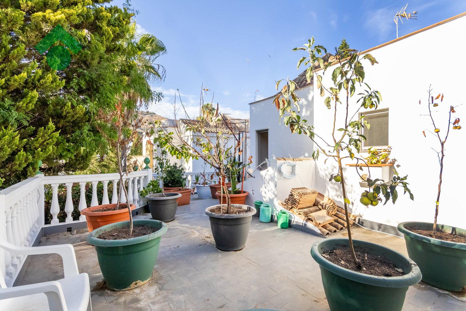 Villa for Sale in Almuñécar