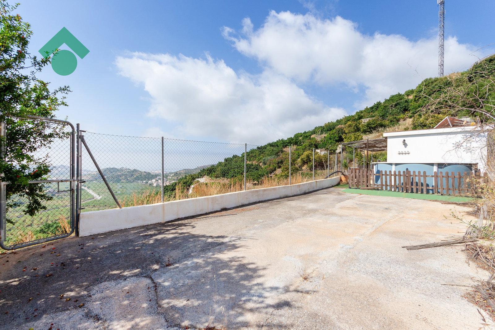 House for Sale in Almuñécar