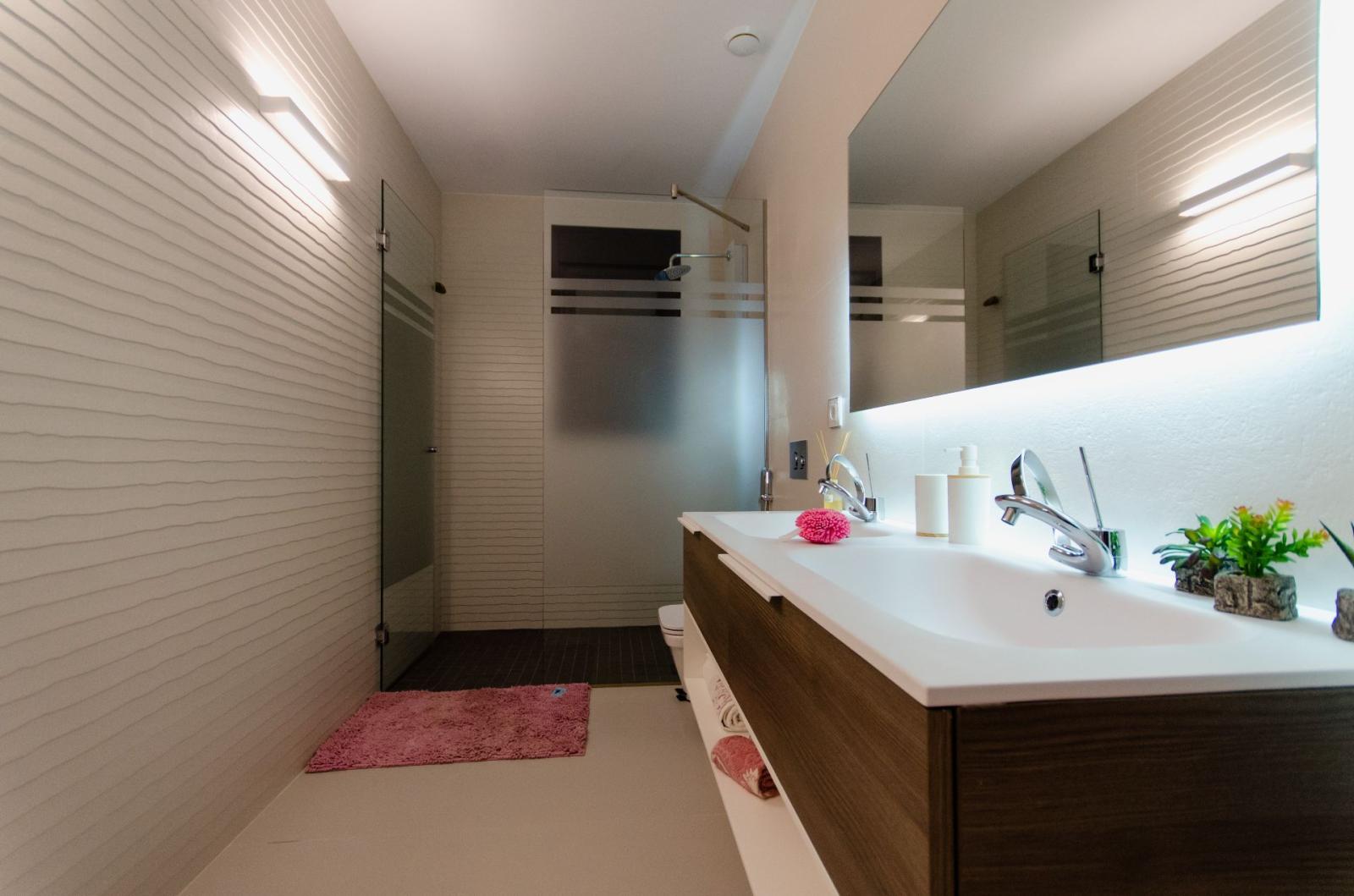 Chalet for Sale in San Miguel de Salinas