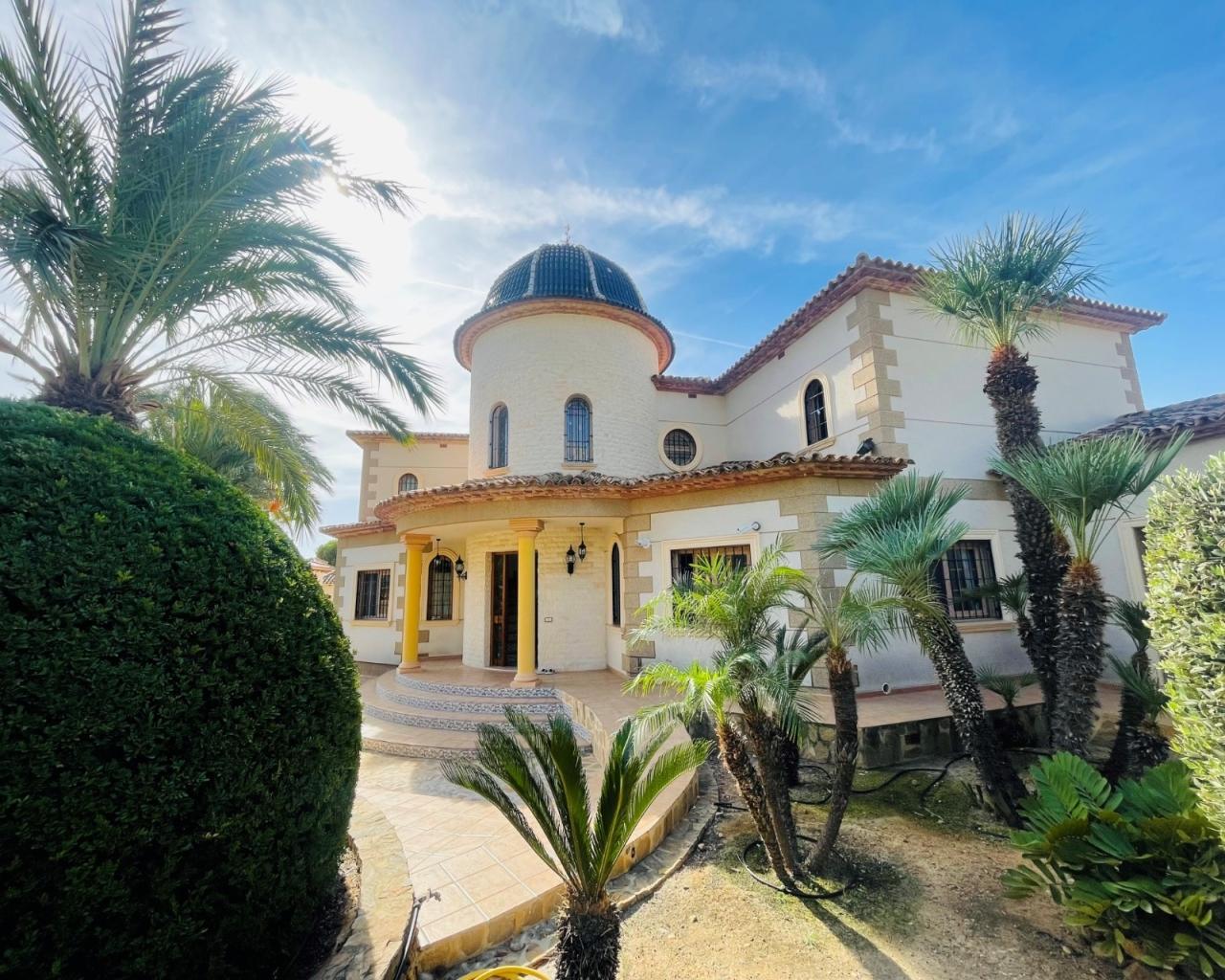 Villa en Venta en Altea