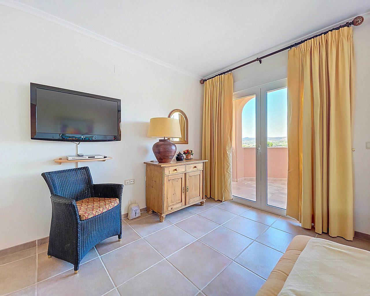 Villa for Sale in Ayora