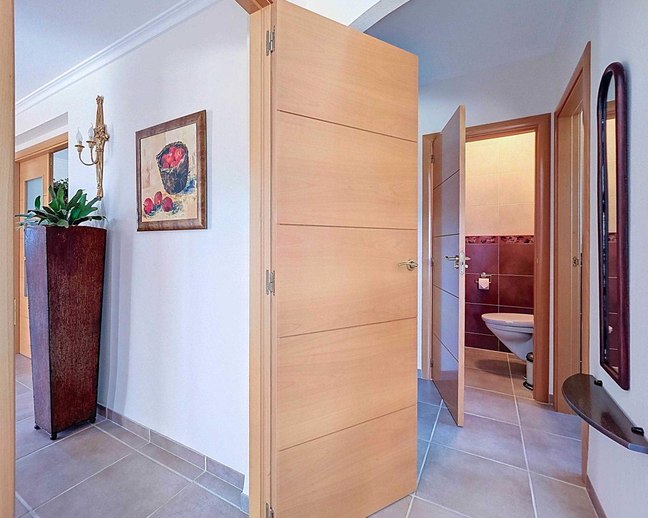 Villa for Sale in Ayora